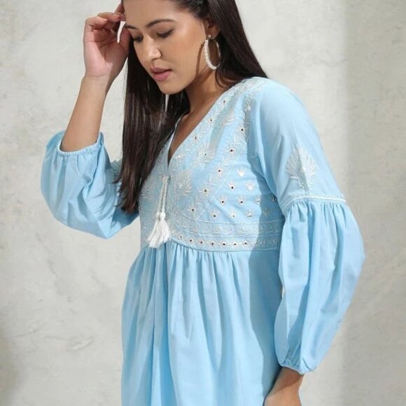 Beautiful Cotton Blend Self Design V-Neck Top for Women & Girls - Picture 2 of 4